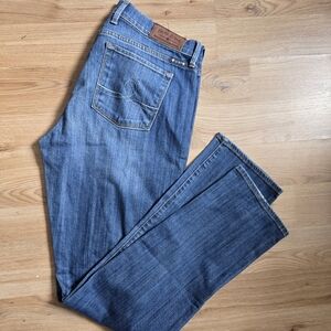 MINT Lucky Brand Jeans Women's 14/32 Blue wash Denim Sweet Mid-Rise Straight